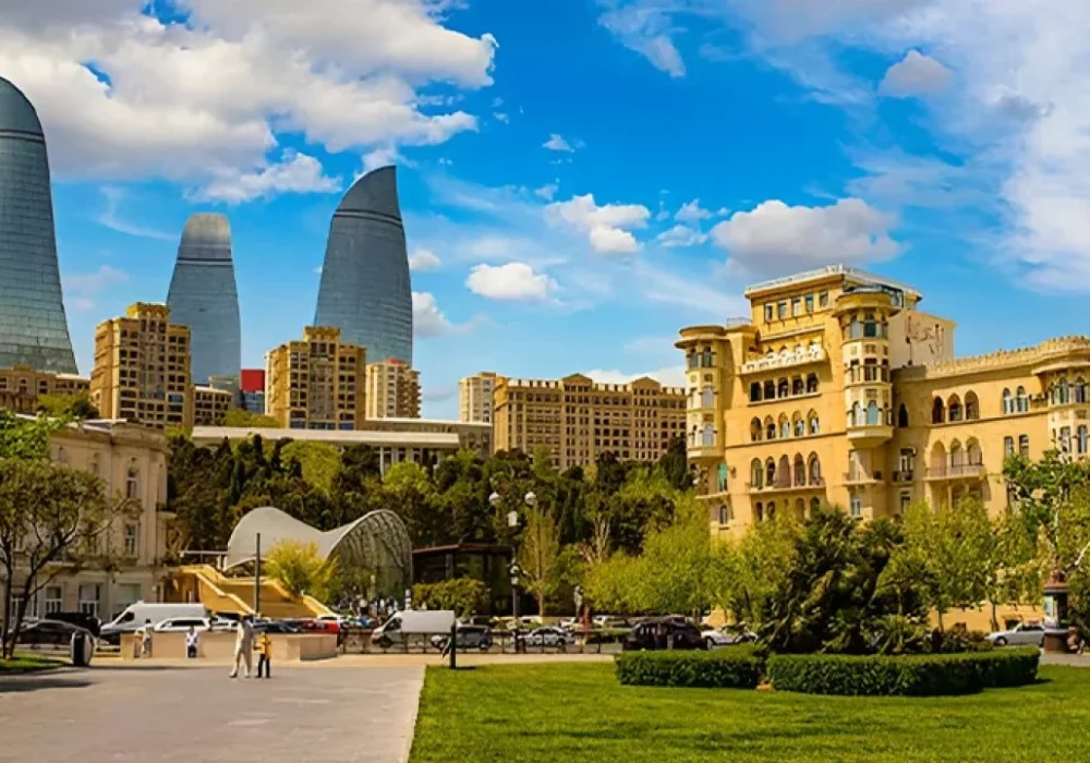Discovering-the-Beauty-of-Baku-Top-Attractions-in-Azerbaijans-Capital-1200x720